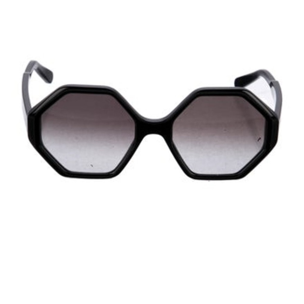 SALVATORE FERRAGAMO SUNGLASSES USED LIKE NEW